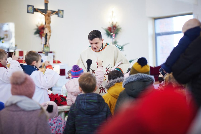 Święta w kościele św. Maksymiliana Kolbego w Pabianicach. Wspomnienie pasterki i nie tylko ZDJĘCIA