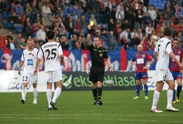 Paweł Raczkowski będzie arbitrem głównym meczu Piasta Gliwice z Pogonią Szczecin