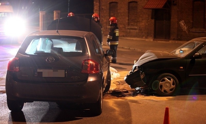 Wypadek na skrzyżowaniu ul. Tymienieckiego z ul....