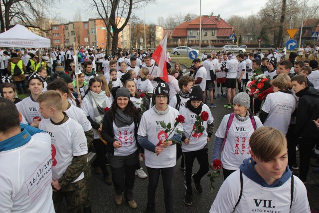 Ponad 700 uczniów wzięło udział w Biegu 9 Górników, który zorganizowano w 38. rocznicę pacyfikacji kopalni Wujek