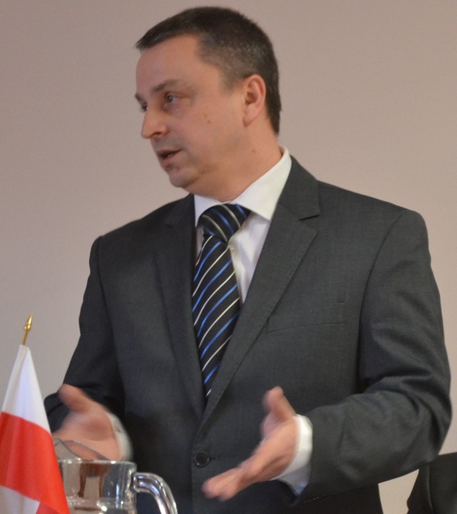 - Prowadziliśmy już rozmowy z prezesem MZGK w sprawie wspomnianych cen za wodę - tłumaczył wójt gminy wiejskiej Nowa Sól, Jarosław Dykiel.