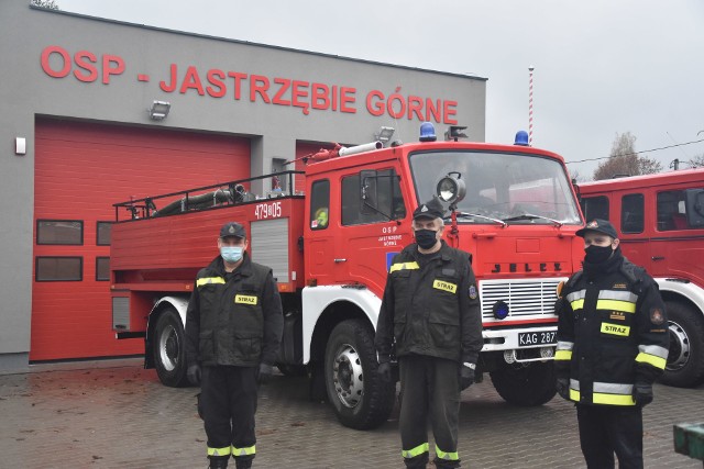 OSP Jastrzębie Górne po trzynastu latach znów ma własną remizę. Budynek będzie służył strażakom, ale też całej społeczności dzielnicy.Zobacz kolejne zdjęcia. Przesuwaj zdjęcia w prawo - naciśnij strzałkę lub przycisk NASTĘPNE