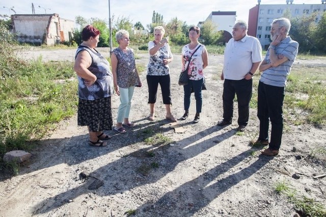 – Nie potrzebujemy kolejnego marketu pod naszymi oknami – mówią okoliczni mieszkańcy.