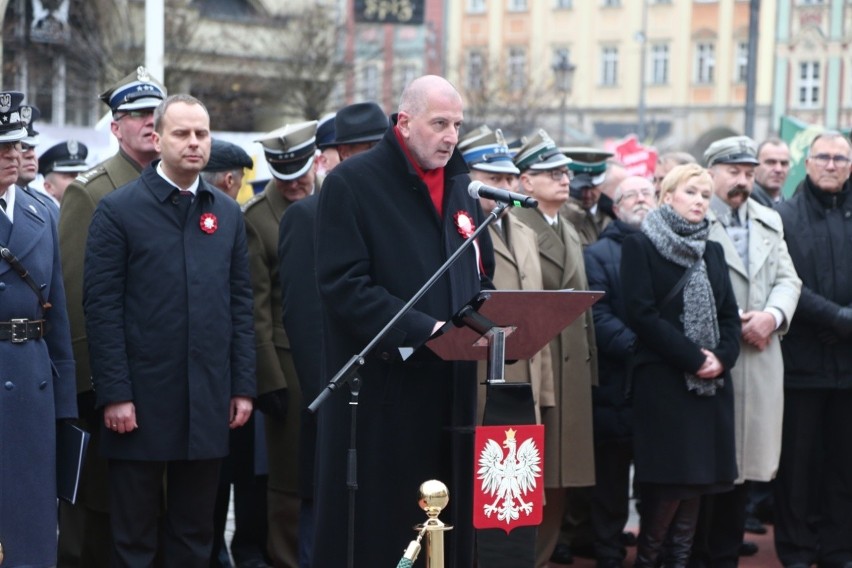 Apel pamięci za ofiary wojen na różnych frontach, połączony...