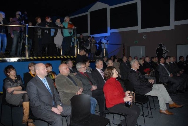 Goście zaproszeni na otwarcie Młodzieżowego Centrum Mayday mieli okazję zapoznać się z planami na przyszłość w odnowionej sali koncertowej.