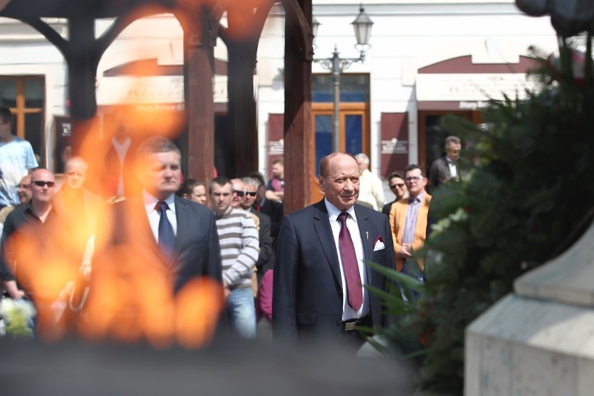 Obchody rozpoczęły się o godz. 9.30 mszą świętą...