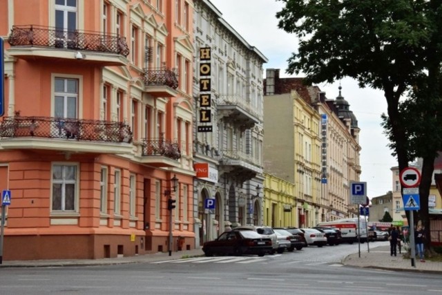 "Biorąc pod uwagę obniżenie dochodów Miasta Inowrocławia na skutek wcześniejszych decyzji, dotyczących podatku dochodowego oraz z podobnych przyczyn konieczność zapewnienia środków finansowych na pokrycie skutków wzrostu wynagrodzenia minimalnego, cen energii elektrycznej - zasadne jest przyjęcie niniejszej uchwały - czytamy w uzasadnieniu