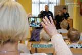 Policjanci spotkali się z rudzkimi seniorami