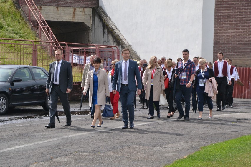 Korowód i koncert Eweliny Lisowskiej na rozpoczęcie Dni Jastrzębia-Zdroju! ZDJĘCIA