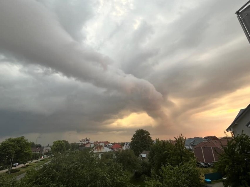 Burza w Pucku dostarczyła niesamowitych widoków. Koniecznie zobaczcie zdjęcia!