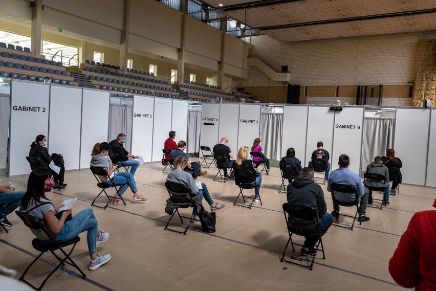 Punkt szczepień masowych w Centrum Edukacyjno-Rekreacyjnym...