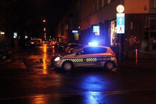 W zatrzymaniu pijanych wandali brali udział również funkcjonariusze opolskiej Straży Miejskiej.