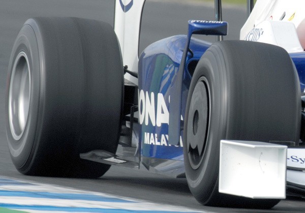 W sezonie 2009 firma Bridgestone dostarczy zespołom F1 opony...