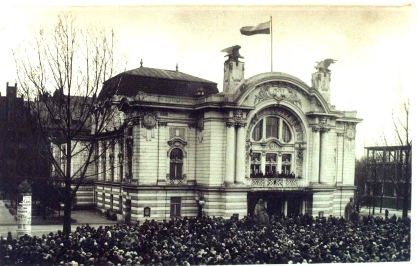 100 lat temu w Toruniu otwarto pierwszą w odrodzonej Polsce zawodową scenę narodową. Co przygotowano na jubileusz?