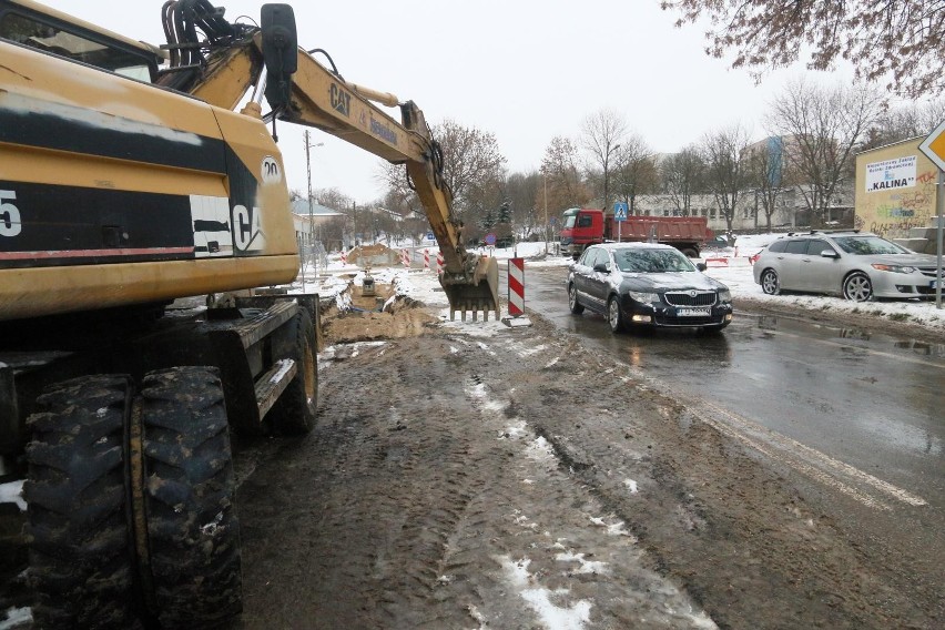 55,7 miliona dla gmin na przebudowy dróg przekaże zarząd...