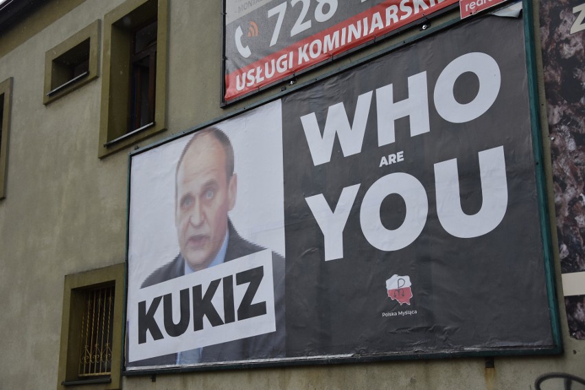 Jeden z kontrowersyjnych billboardów powieszony jest na...