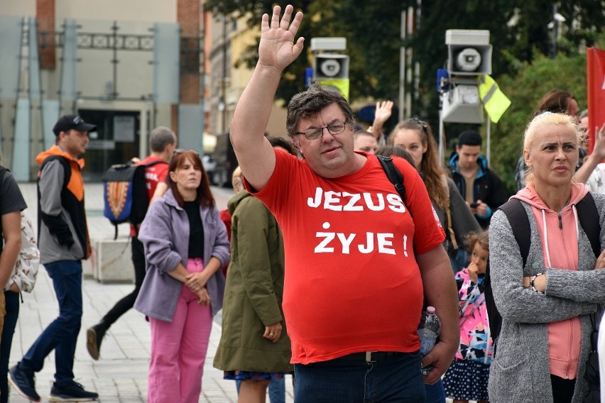 Marsz dla Jezusa przeszedł kolejny raz przez Wrocław,...