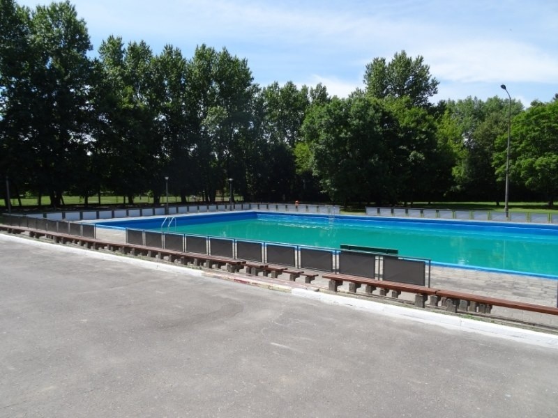 Pływalnia przy Arenie: Letnie baseny znów zaczynają działać!