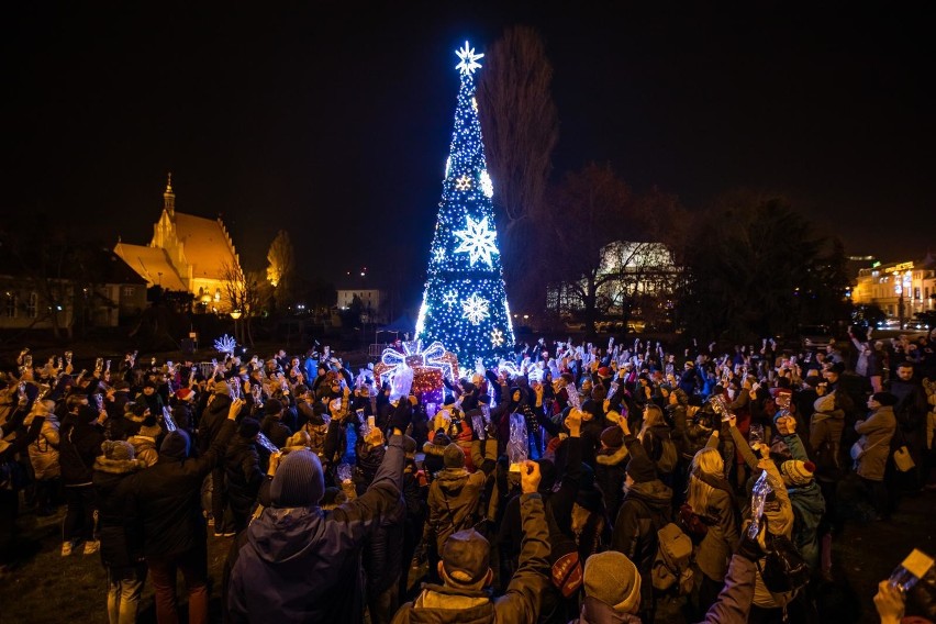 Święta to magiczny czas i magicznie wyglądają również miasta...