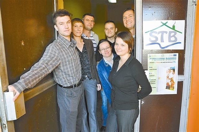 Stowarzyszenie Budkowice chce pomóc niepracującym osobom, które ukończyły 45. rok życia. (fot. archiwum)