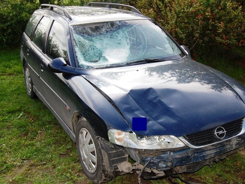 Śmiertelny wypadek w Radomsku. Pijany wjechał w grupę ludzi i uciekł