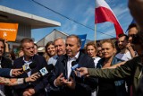 Sondaż: Polacy nie ufają Grzegorzowi Schetynie. Blisko połowa pytanych ufa prezydentowi Andrzejowi Dudzie