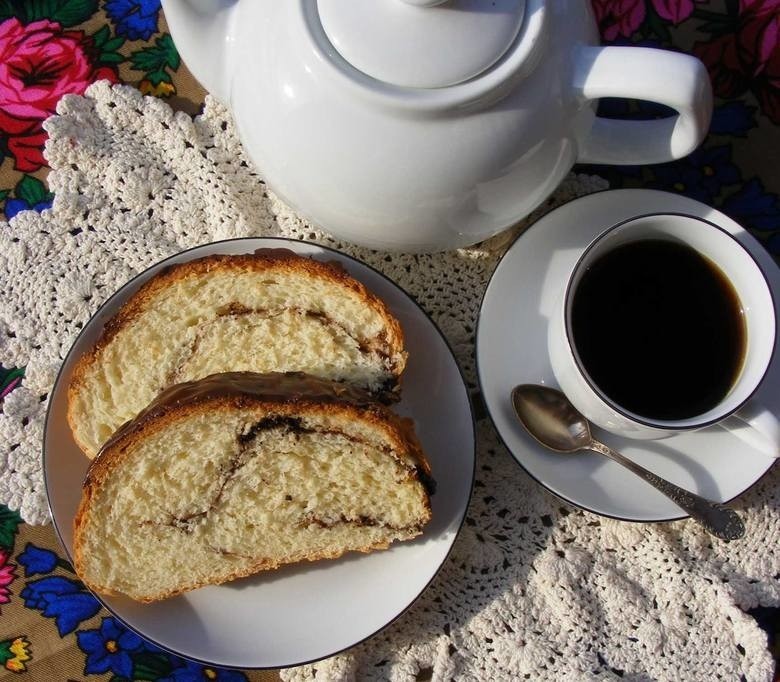 Ciasto drożdżowe z masą kakaową jak u babci...