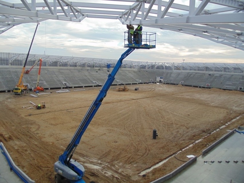 Stadion przy ul. Krochmalnej ma pomieścić 15,5 tys. widzów....