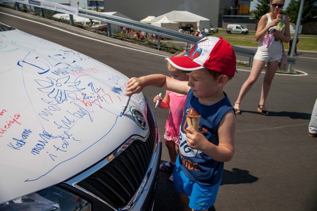 Ponad 100 osób wzięło udział w zorganizowanym przez Skoda Auto Szkoła Dniu Dziecka.