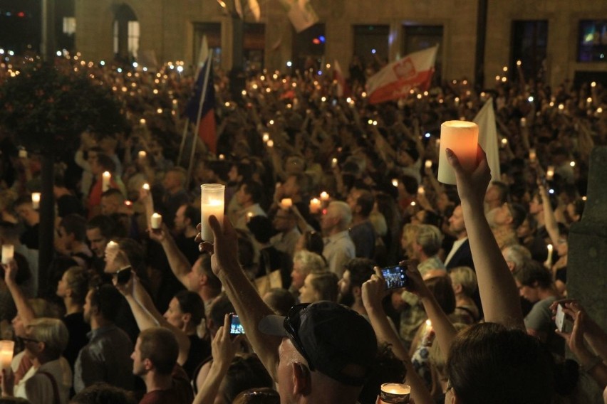 10 tysięcy osób protestowało we Wrocławiu w obronie sądów