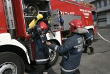 Pożar sklepu w Chojnicach. W akcji gaśniczej uczestniczyło aż 6 zastępów strażaków