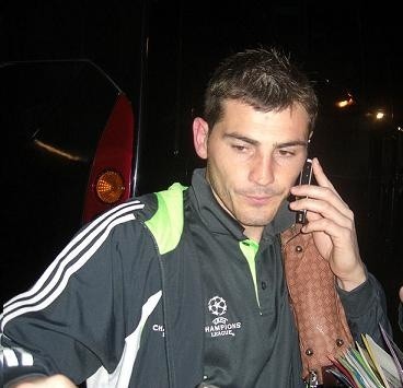 Hiszpania Portugalia. Czy Iker Casillas będzie miał do przekazania rodzinie dobre wiadomości?