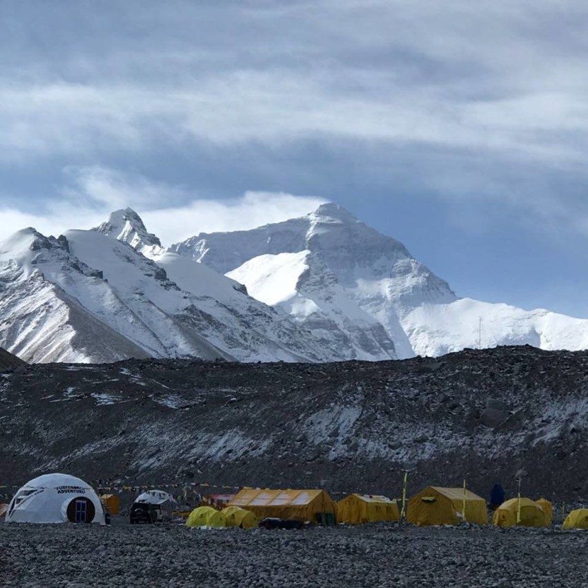 Kielecki przedsiębiorca i społecznik Kamil Suchański zdobył Mount Everest