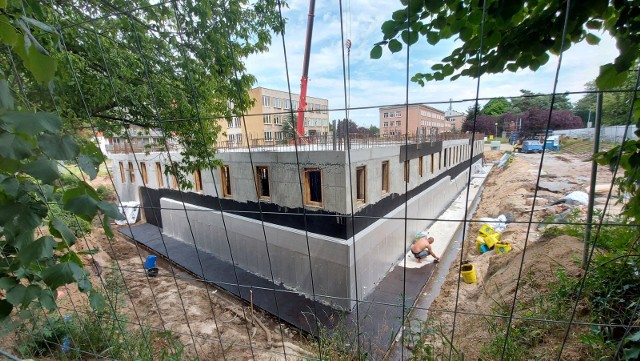 Budowa nowej szkoły muzycznej w Zielonej Górze. Kończy się pierwszy etap inwestycji. Dziś placówka mieści się w dwóch zabytkowych kamienicach w centrum miasta