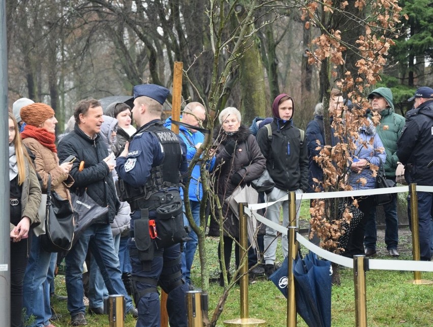 Prezydent RP Andrzej Duda w Stargardzie. Złożył kwiaty przed pomnikiem smoleńskim w Stargardzie [ZDJĘCIA] 