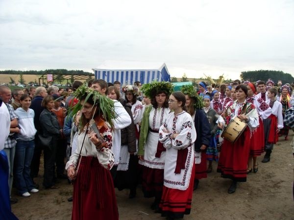 Impreza nawiązuje do starodawnych obchodów świeta „Nocy...