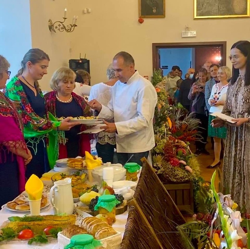 „Nasze sandomierskie – kulinaria regionalne”, Srebrna Chochla dla Czyżowa Szlacheckiego za pierogi z kaszą [ZDJĘCIA]