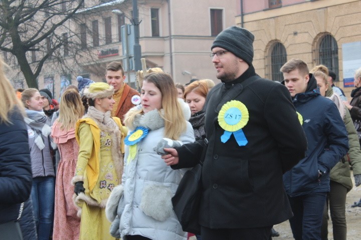 Pół tysiąca par zatańczyło poloneza w Zabrzu