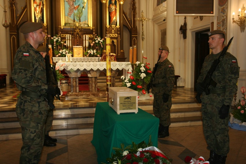 Ostrów Mazowiecka. Pogrzeb żołnierza poległego w 1920 roku - ułana z Radzymina. Zdjęcia. 7.08.2021