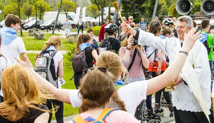 III Pielgrzymka na Rolkach i Hulajnogach z Katowic do Tychów