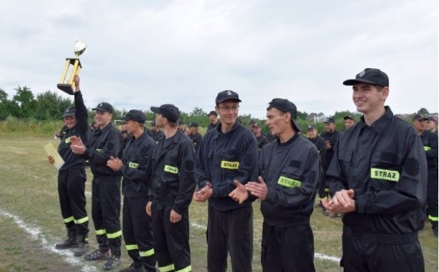 Gminne zawody pożarnicze w Szydłowie. Zwycięzcą druhowie z...