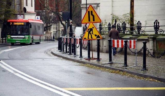 Roboty mają się zakończyć do 13 maja, ale potem do ułożenia zostanie jeszcze asfalt, na odcinku od pl. Wolności do terenu Browaru „Perła”.