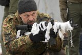 20 tys. zagranicznych bojowników pomaga Ukrainie walczyć z Rosją. Z jakich krajów pochodzą?