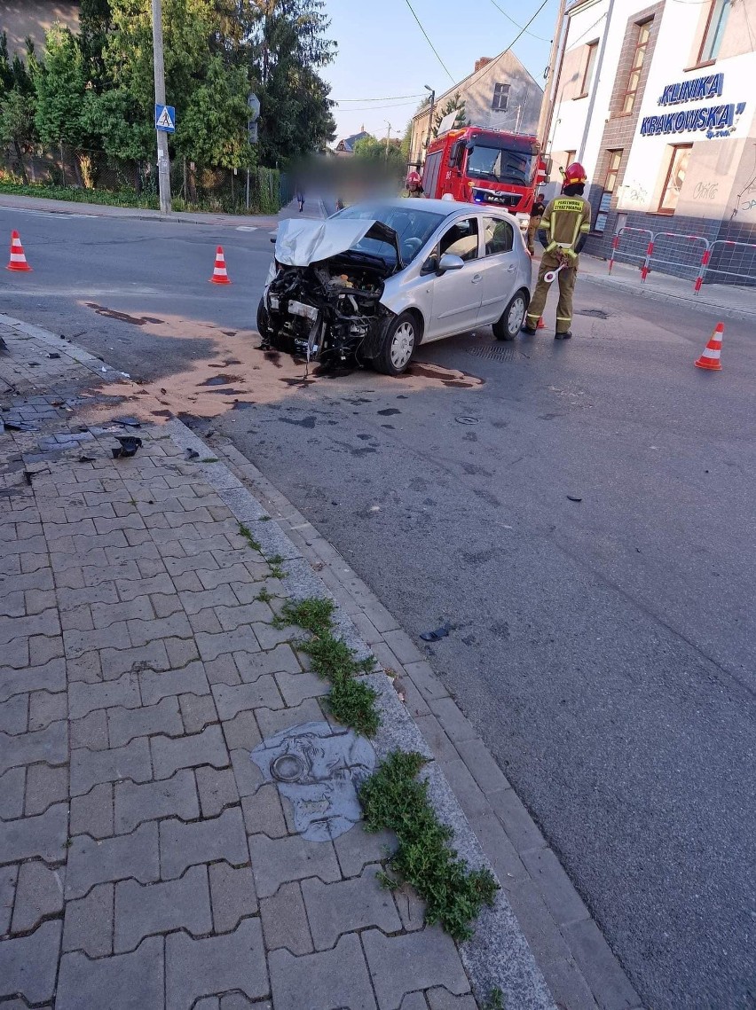 Kraków. Groźny wypadek na Azorach. Jedna osoba poszkodowana