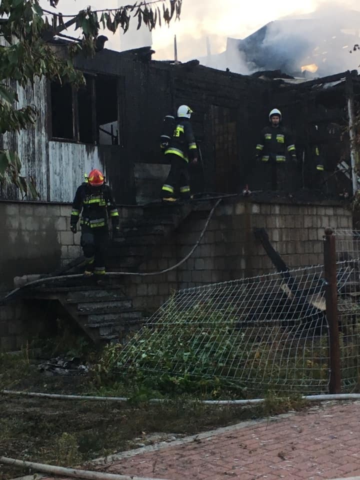 Bielsk Podlaski: Pożar budynku na ulicy Zygmunta Glogera [ZDJĘCIA]