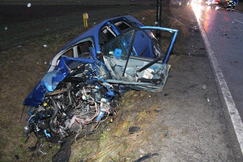 Kierowca, który spowodował wypadek w Strzegowej w pow. olkuskim, był pijany. Miał prawie trzy promile alkoholu we krwi