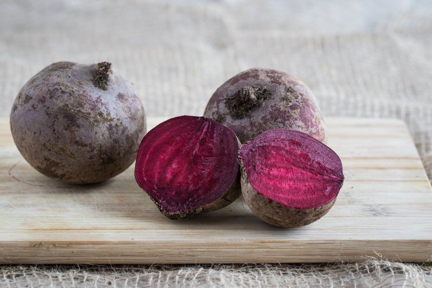 W burakach znajdują się kwasy organiczne (jabłkowy,...