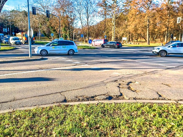 Na przebudowę ul. Kosynierów Gdyńskich (oraz Słowiańskiej) miasto otrzymało z Polskiego Ładu 30 mln zł.