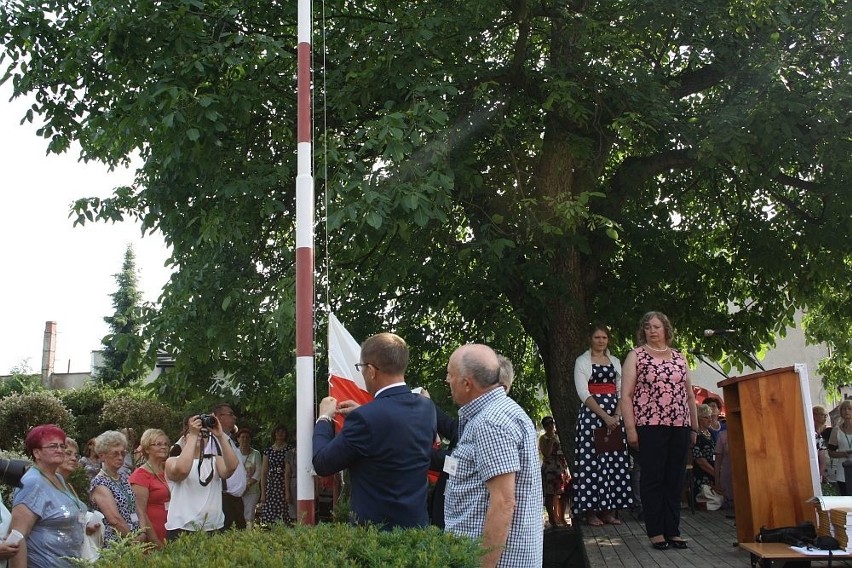 70 - lecie szkoły stało się okazją do zorganizowania zjazdu...