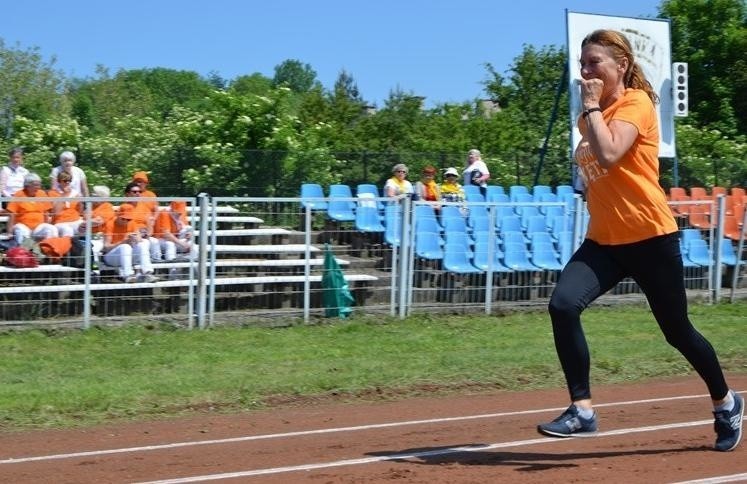 Kęty. Sukces Uniwersytetu Trzeciego Wieku w międzynarodowej olimpiadzie sportowej. Wśród ekip z Małopolski Kęty były najlepsze [ZDJĘCIA]